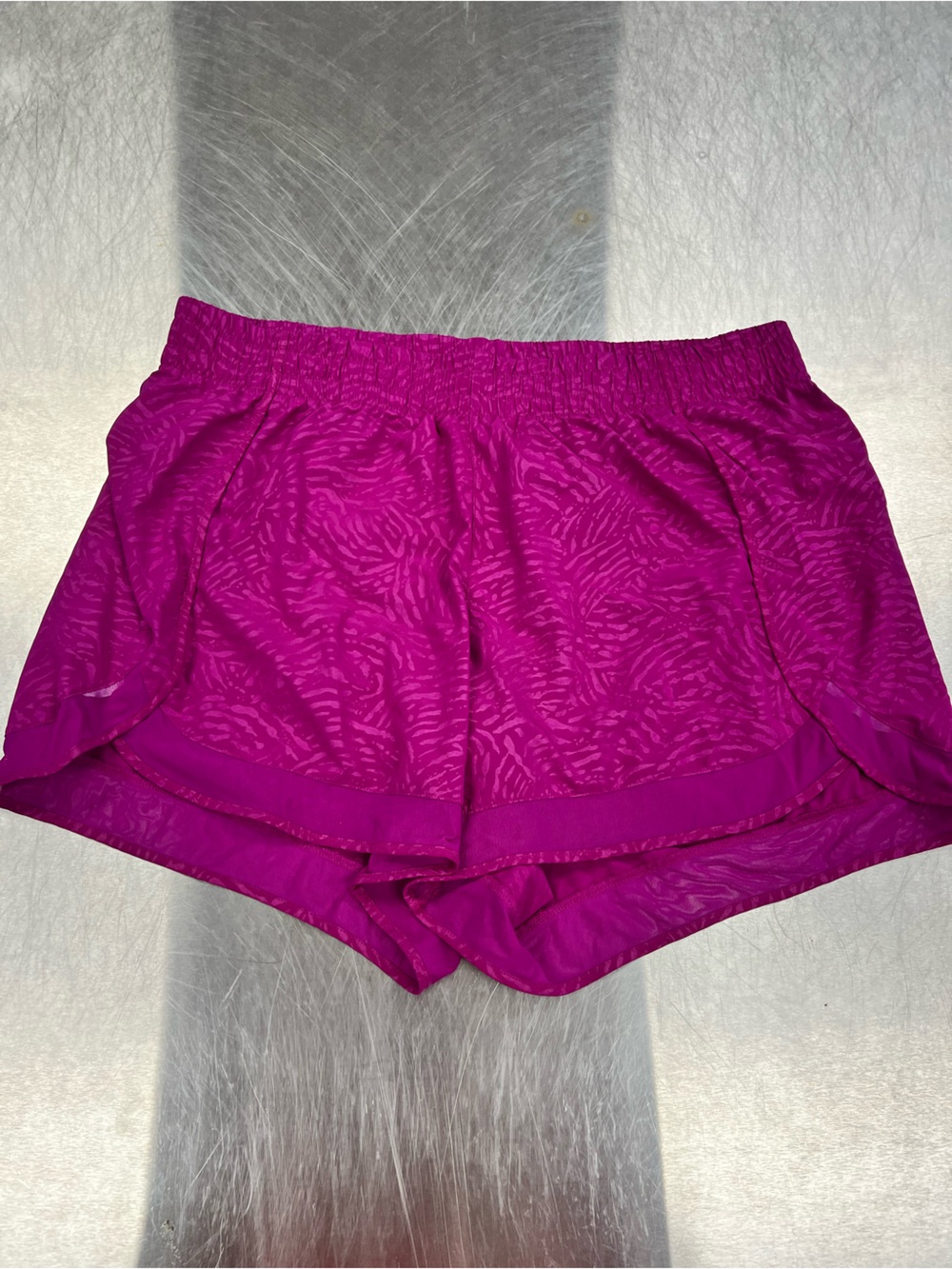Athleta Bright Magenta Printed Mesh Racer Run Short 4” Women’s 1X